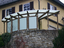 Pergola aus Kantholz